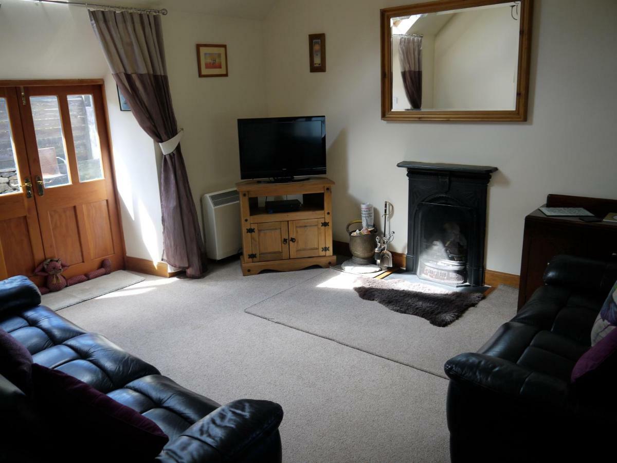 Blossom Cottage Lonmore Экстерьер фото