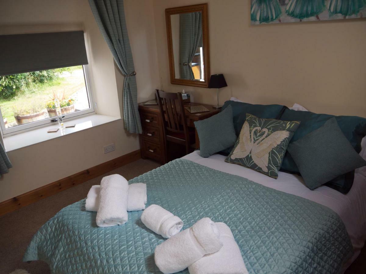 Blossom Cottage Lonmore Экстерьер фото